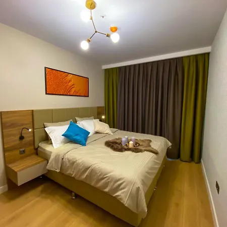 Brand-new Elegant 1-bedroom *