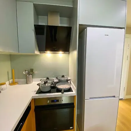 Brand-new Elegant 1-bedroom